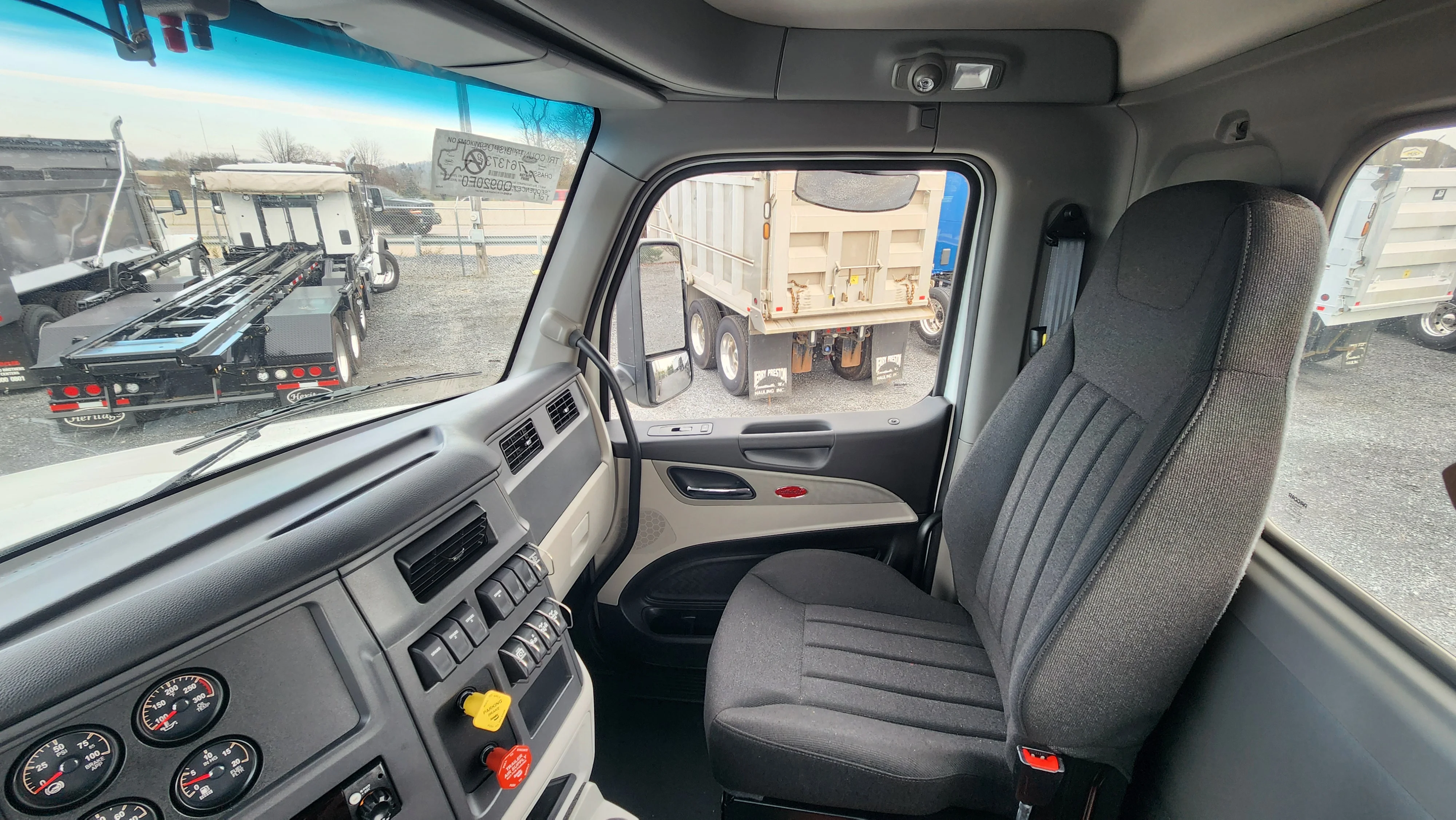 2026 Peterbilt 567 - image 22