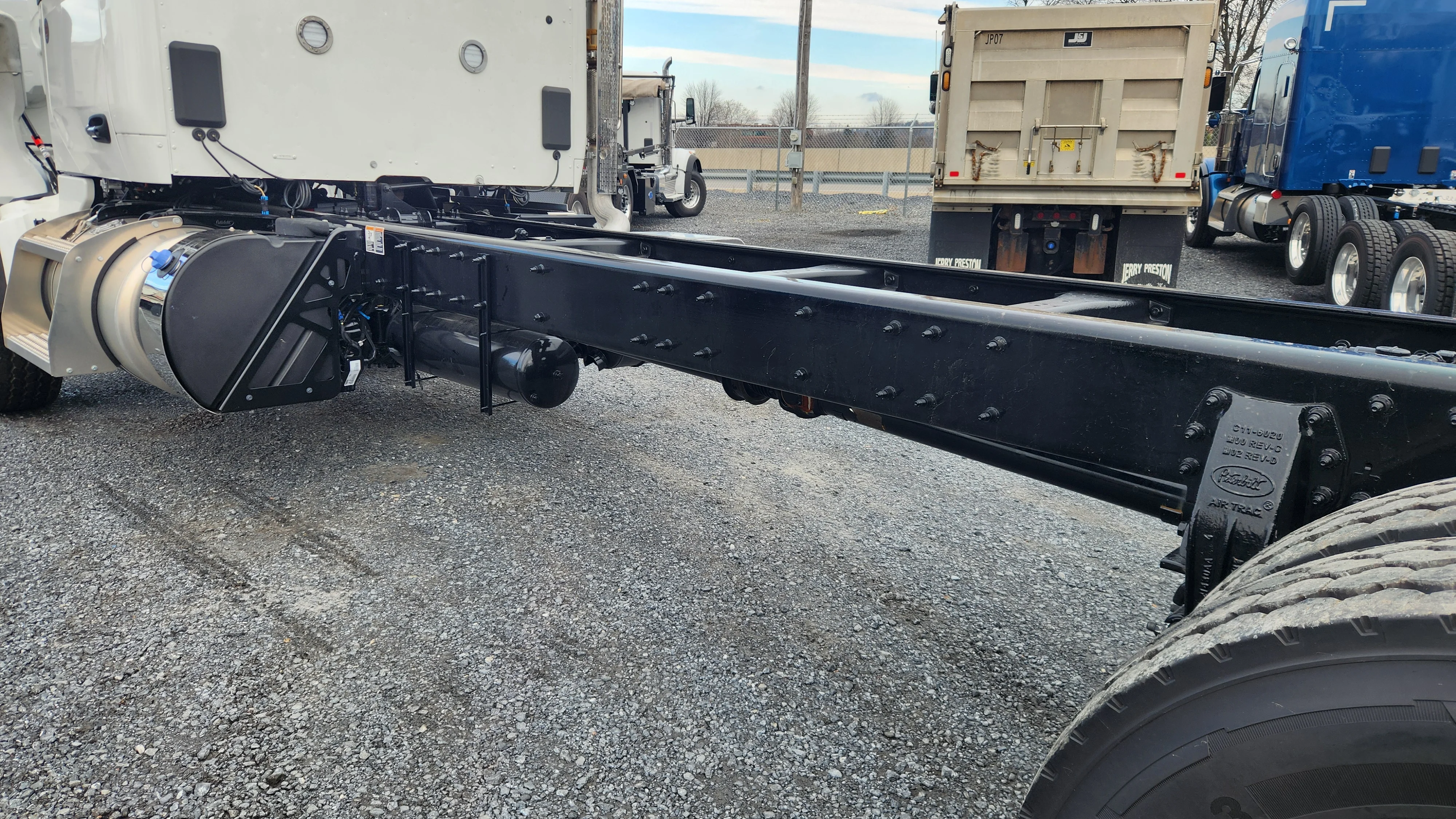 2026 Peterbilt 567 - image 17