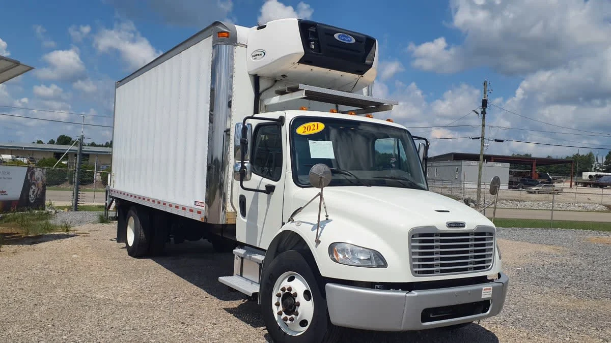 2021 Freightliner M2 106 in Birmingham, AL — photo 3