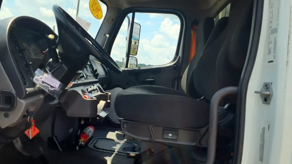 2021 Freightliner M2 106 in Birmingham, AL — photo 8