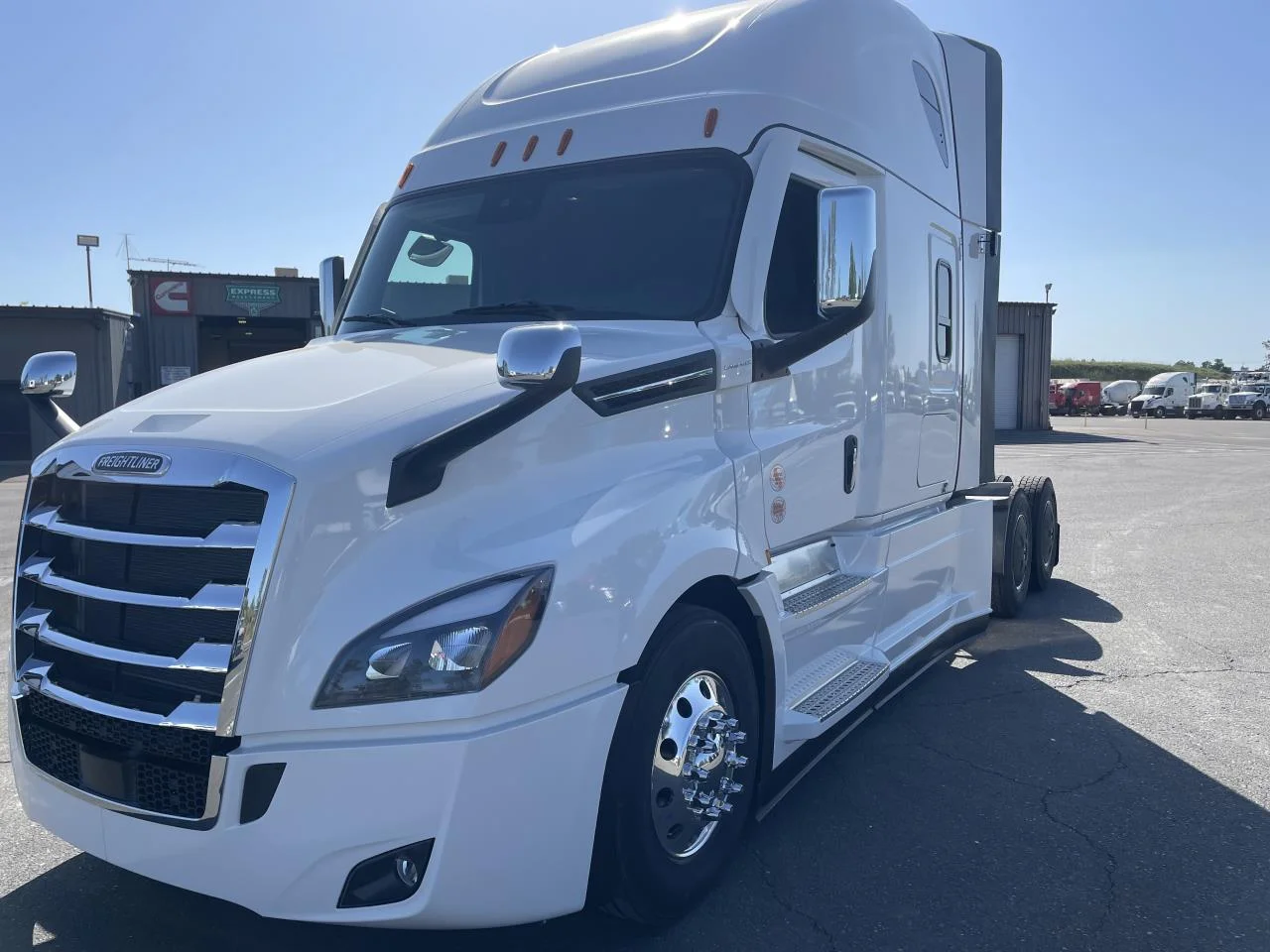 2026 Freightliner Cascadia - image 3