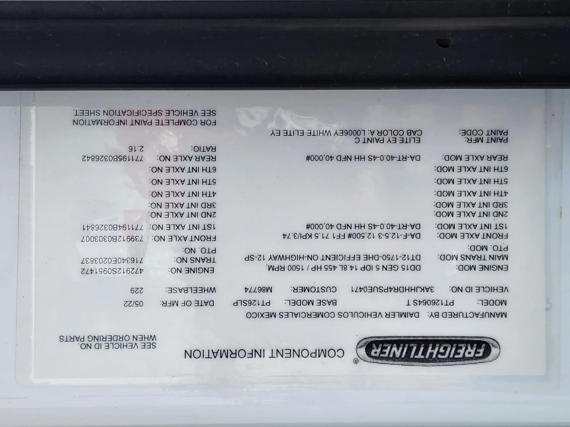 2023 Freightliner Cascadia in Fresno, CA — photo 16