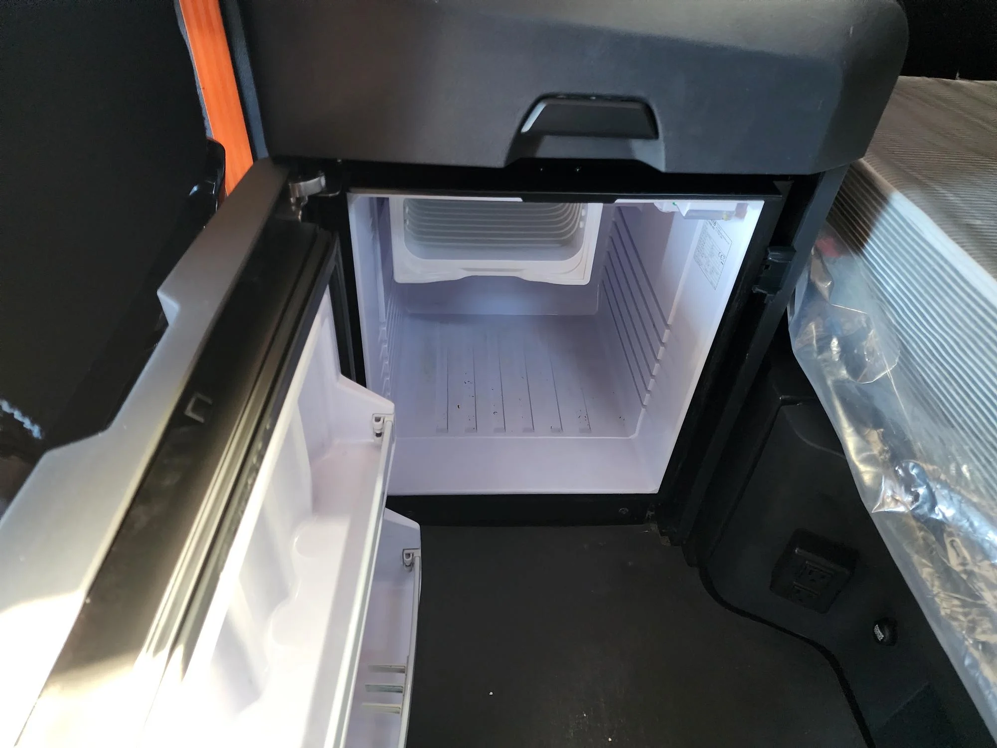 2023 Freightliner Cascadia in Fresno, CA — photo 22