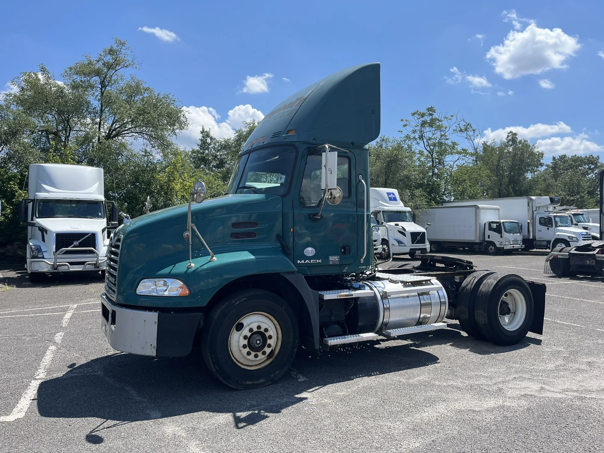 2015 Mack in Pennsauken, NJ