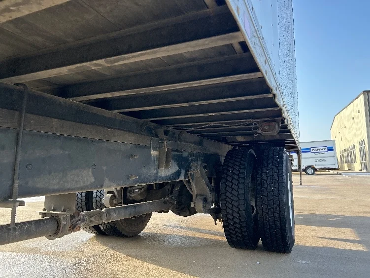 2020 International MV - image 5