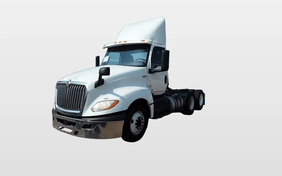 2019 International - image 1