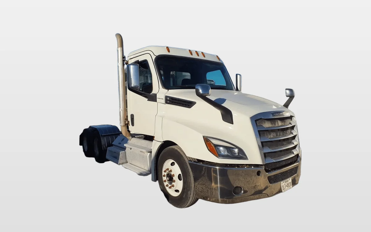 2019 Freightliner Cascadia - image 1