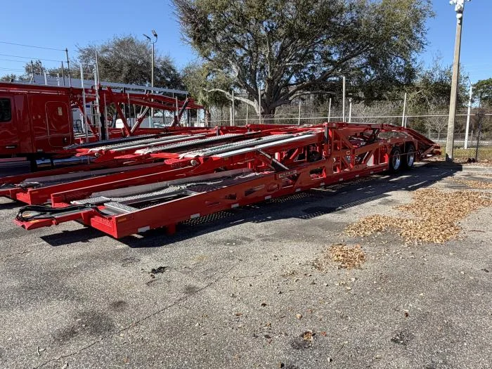 2025 Peterbilt 589 - image 26