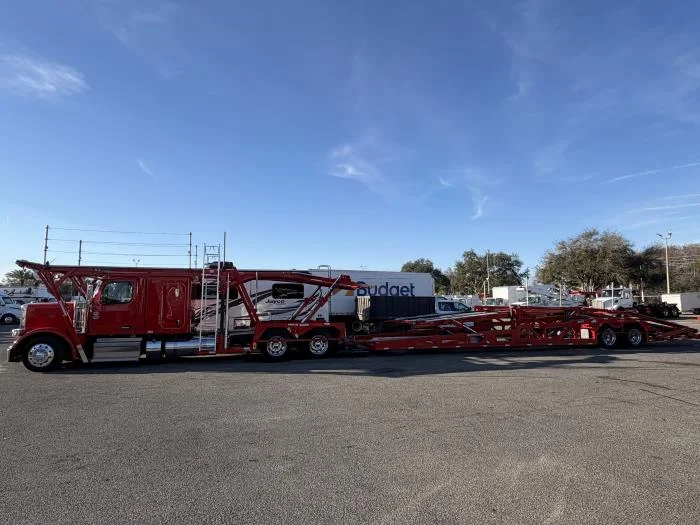 2025 Peterbilt 589 - image 4