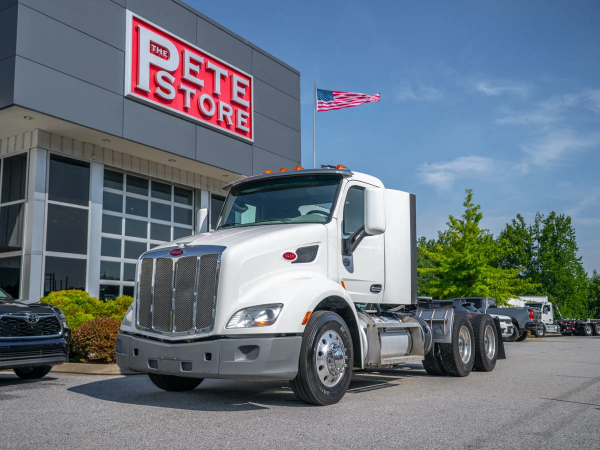 2020 Peterbilt 579 in Duncan, SC — photo 2