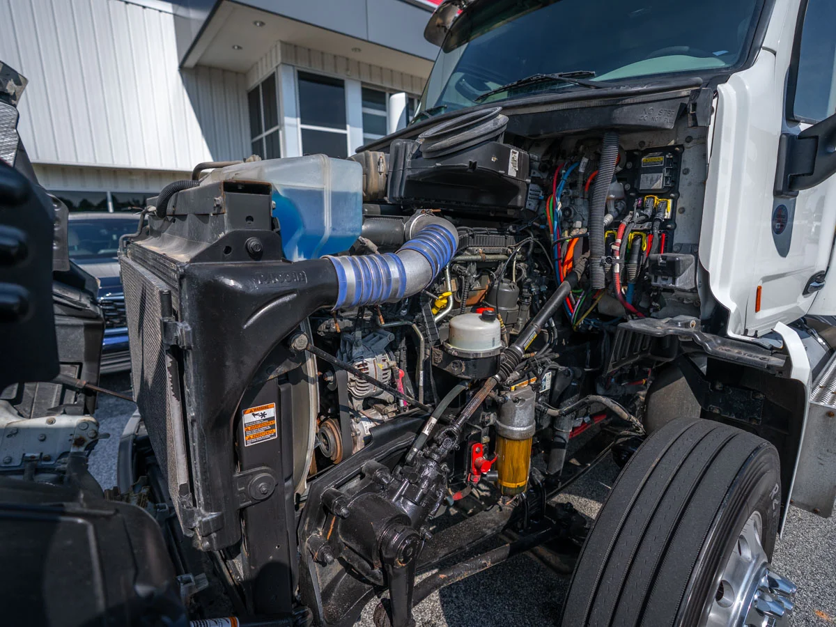 2020 Peterbilt 579 in Duncan, SC — photo 10