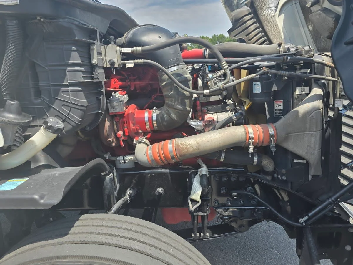 2019 Freightliner Cascadia in North Little Rock, AR — photo 9