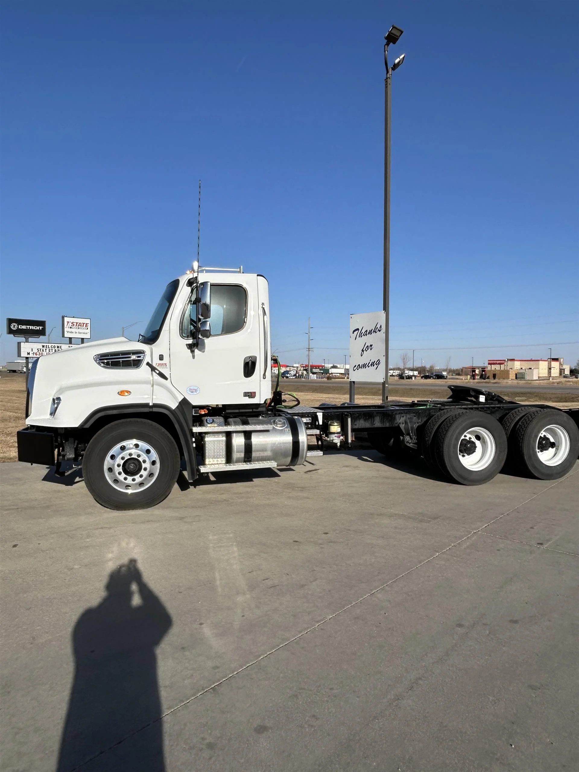 2026 Freightliner 114SD - image 7