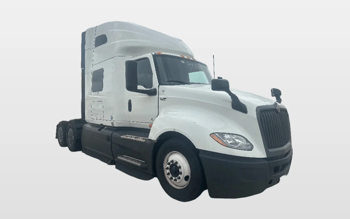 2023 International LT - image 1