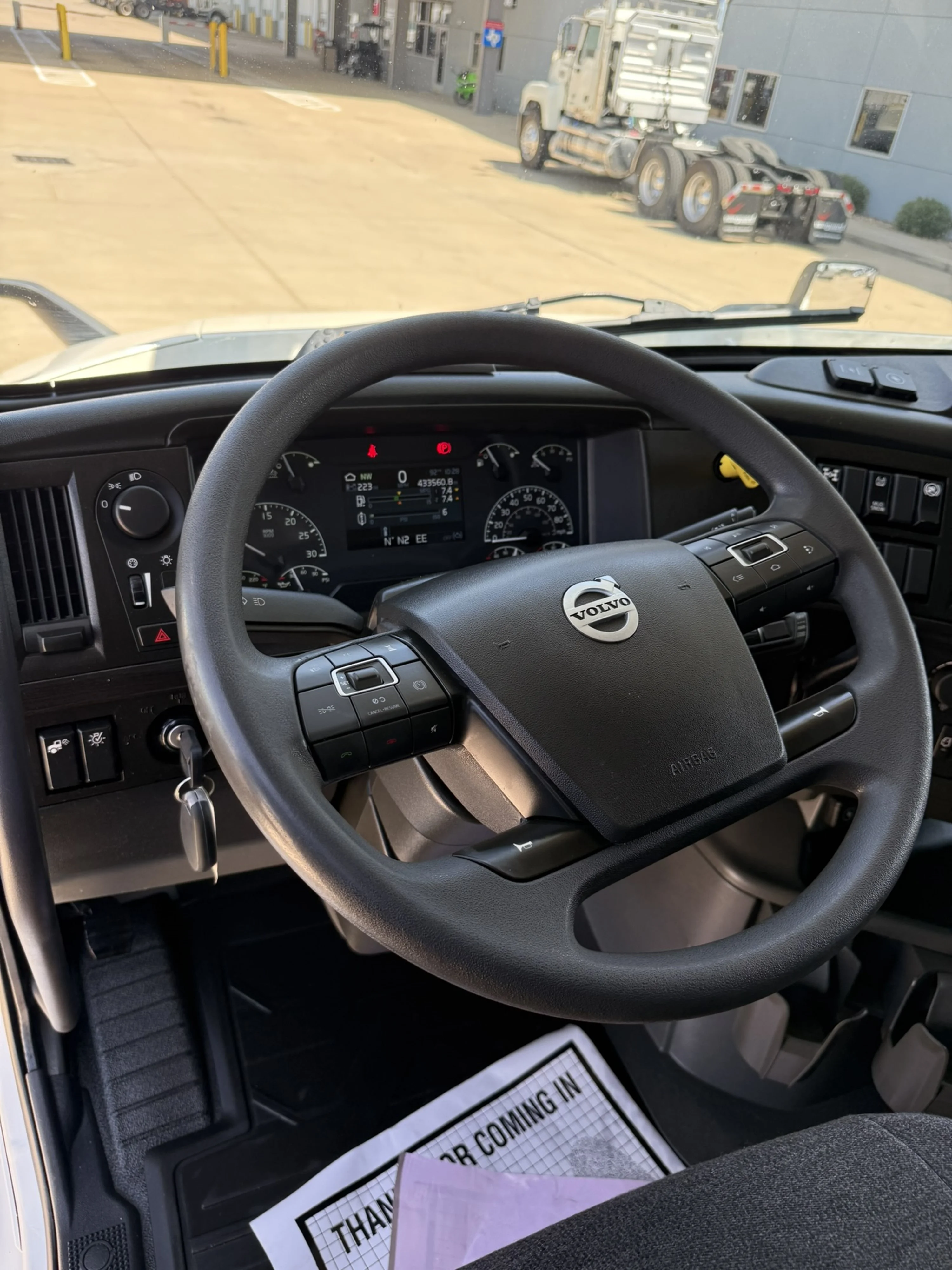 2022 Volvo in Houston, TX — photo 11