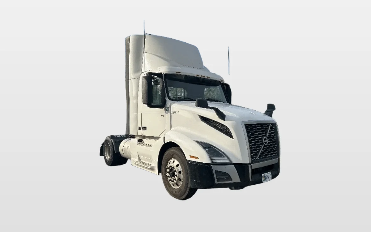 2019 Volvo - image 1