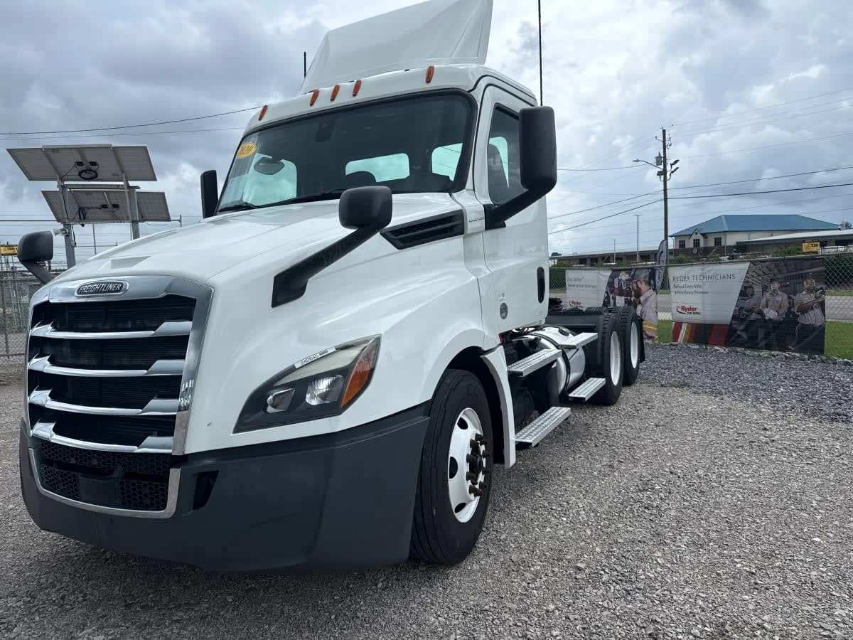 2020 Freightliner Cascadia