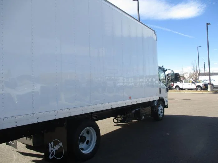 2025 Isuzu NRR - image 6