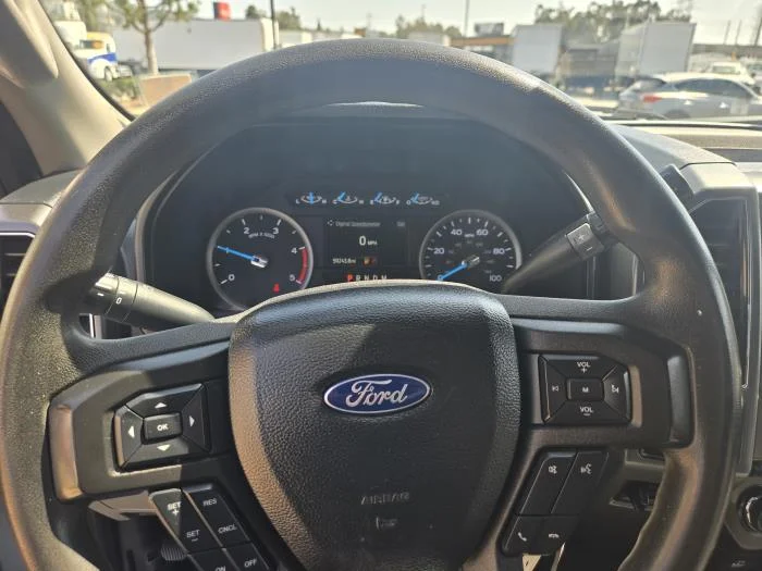 2021 Ford F-550 — photo 10