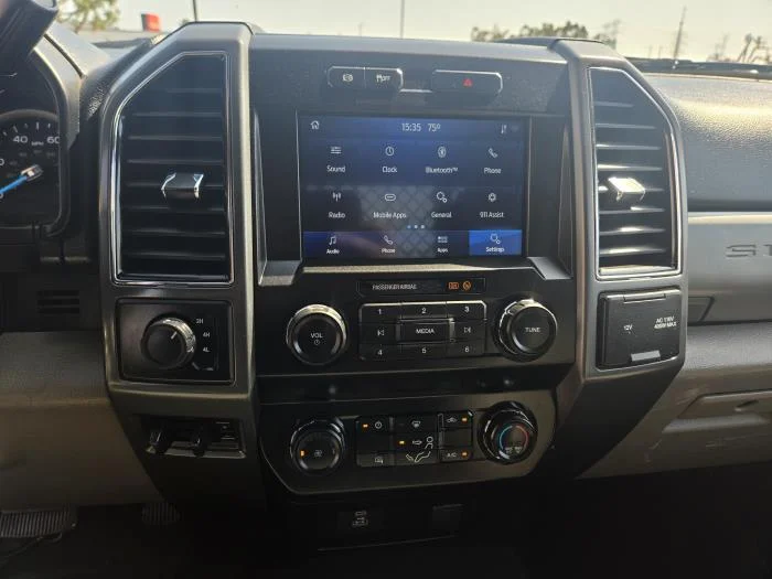 2021 Ford F-550 — photo 9