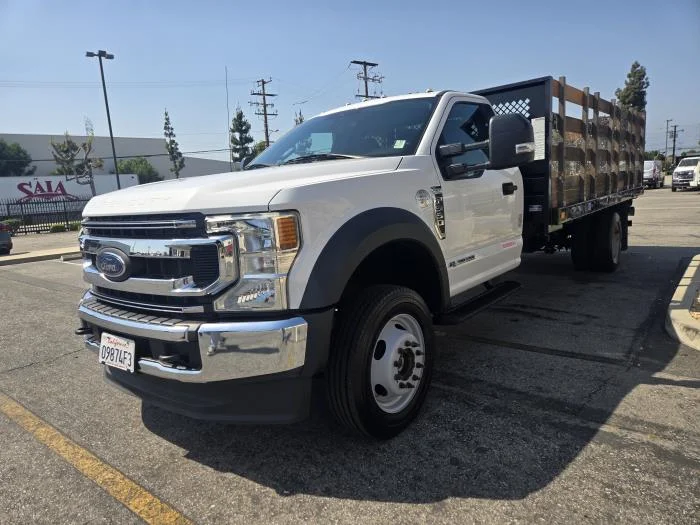 2021 Ford F-550 — photo 2