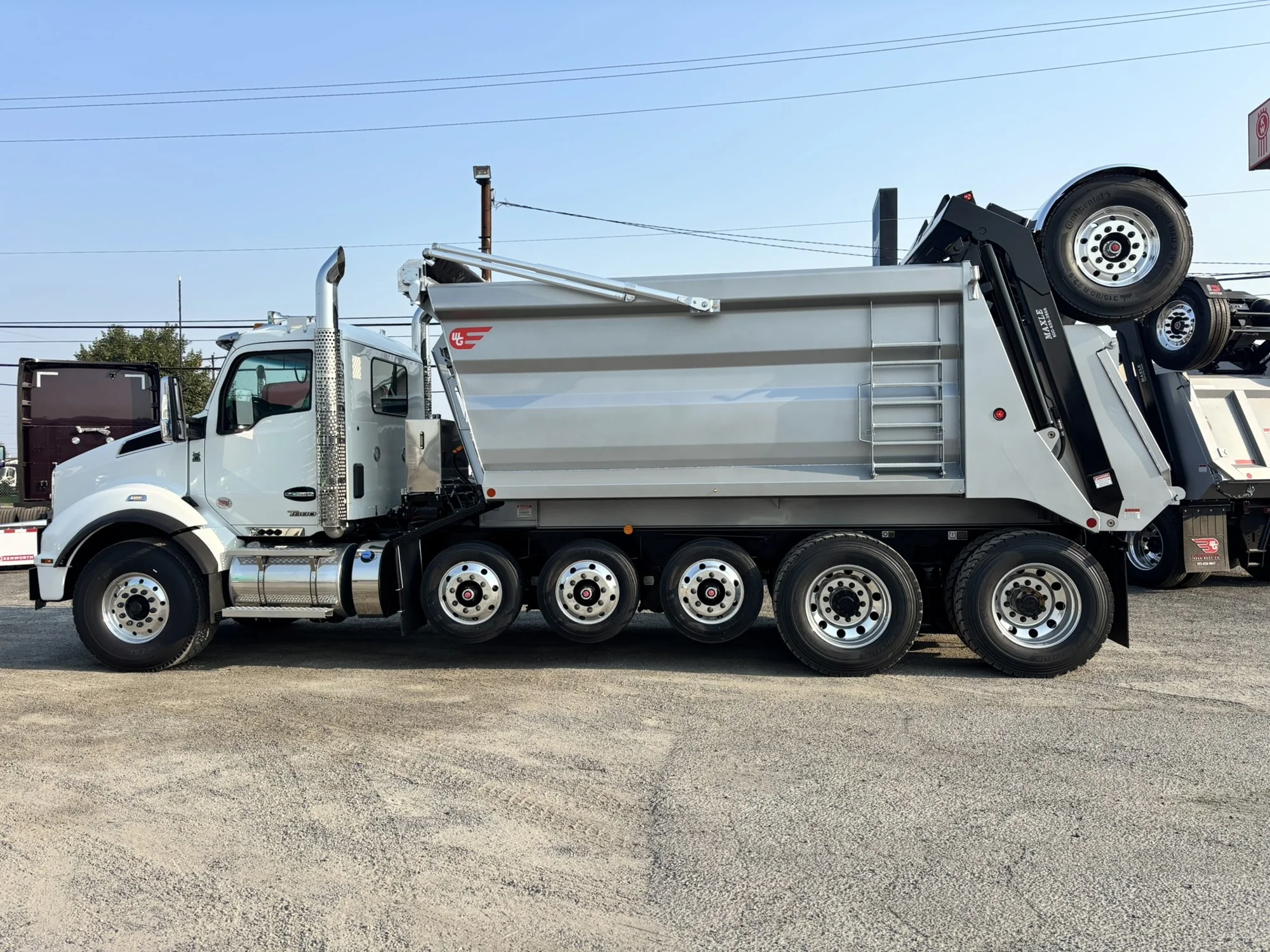 2026 Kenworth T880 in Spokane, WA — photo 2