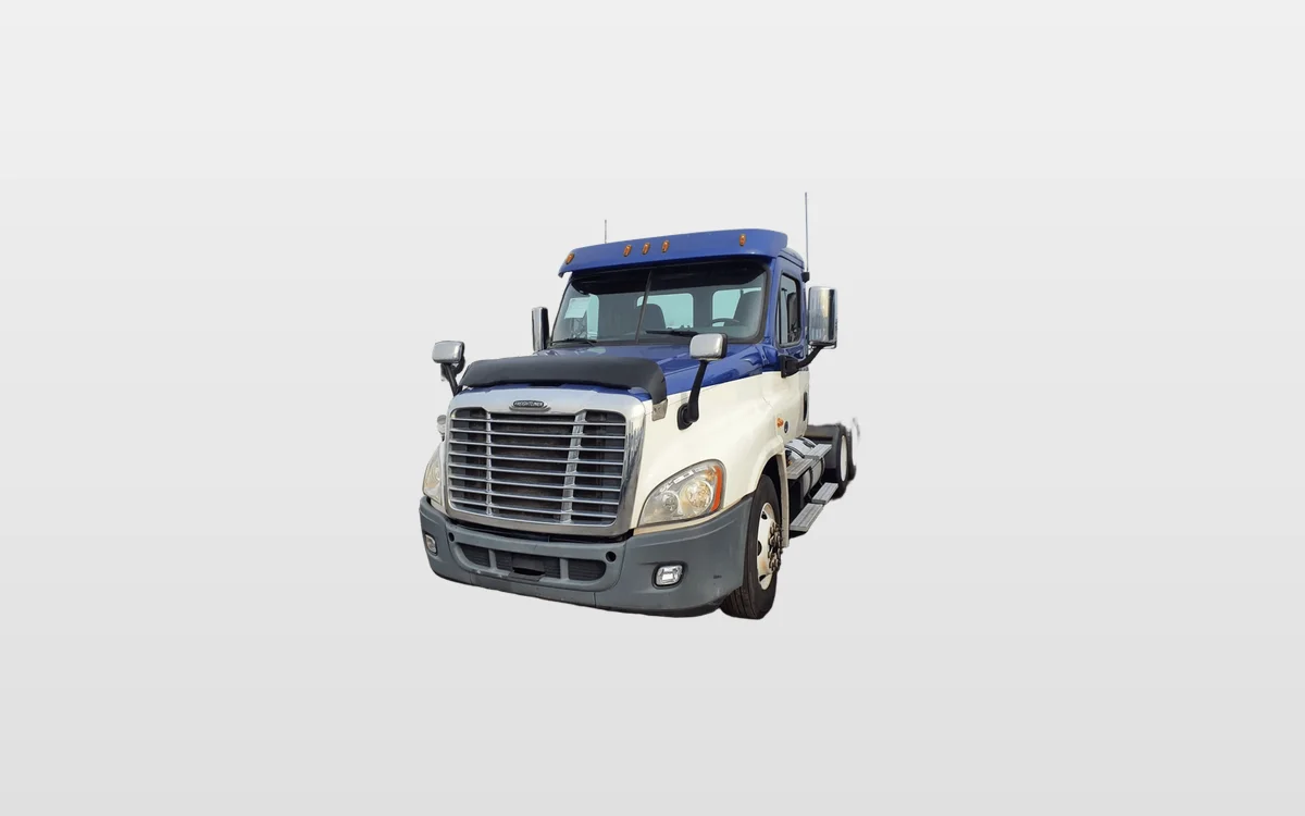 2019 Freightliner - image 1