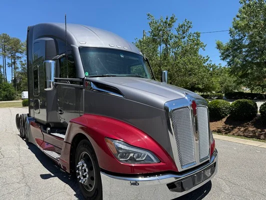 2024 Kenworth T680