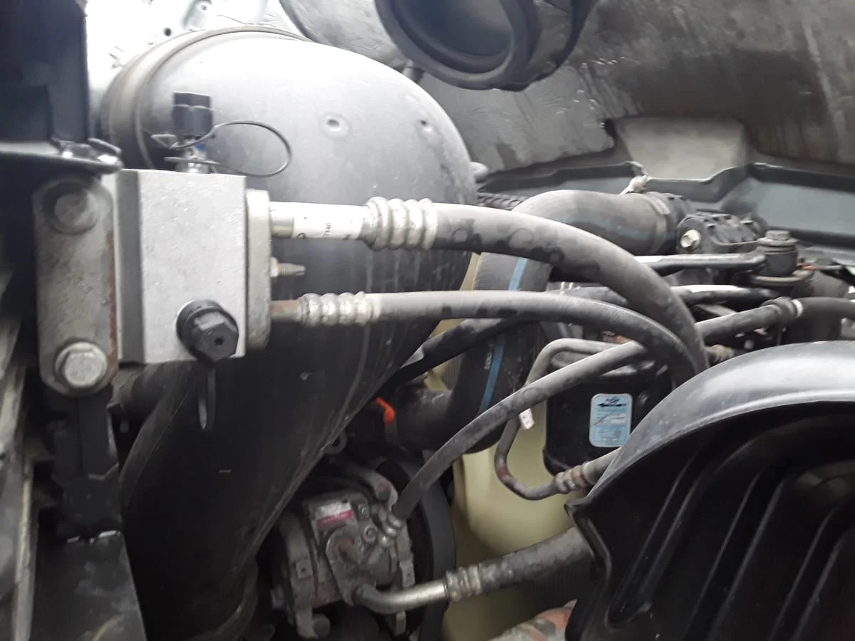 2017 Freightliner Cascadia - image 12