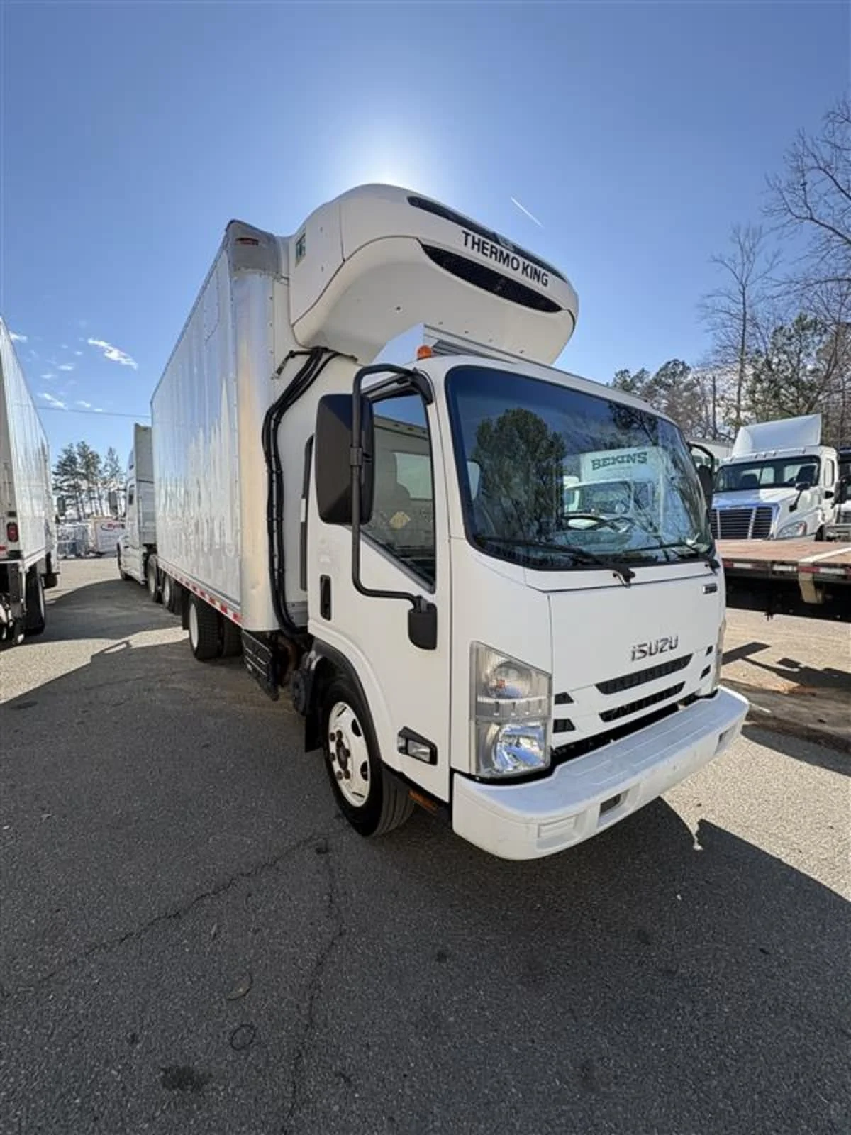 2019 Isuzu NRR in Ashland, VA — photo 3