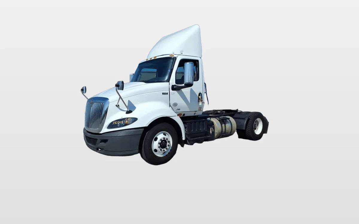 2020 International - image 1