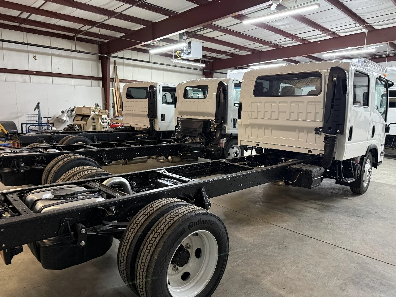2027 Isuzu NPR in Norfolk, VA — photo 3