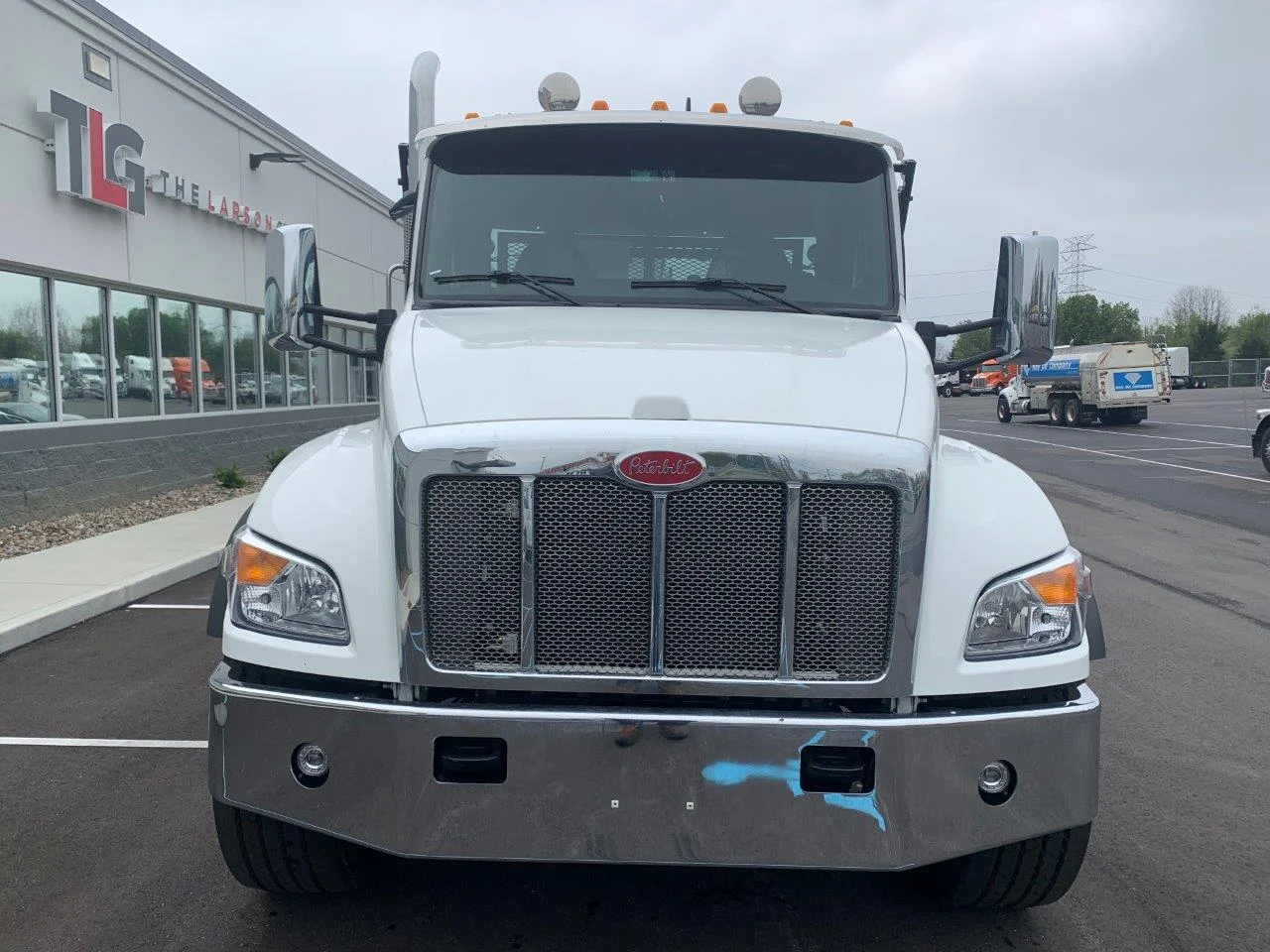 2025 Peterbilt 548 in Louisville, KY — photo 6