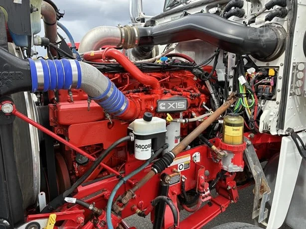 2023 Peterbilt 389 - image 35