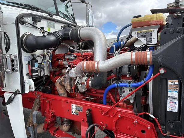 2023 Peterbilt 389 - image 38