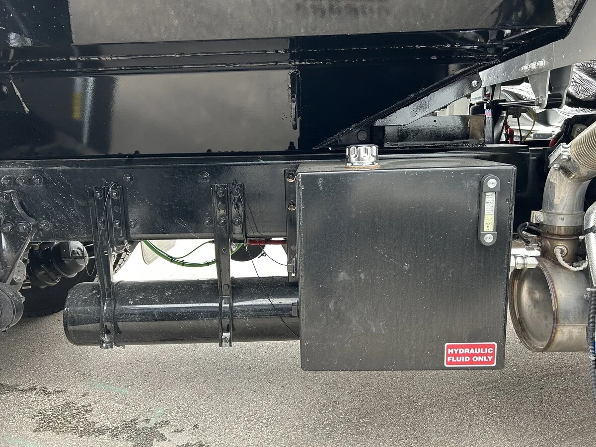 2026 Freightliner M2 106 — photo 15