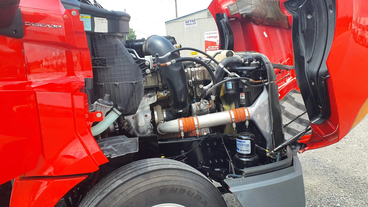 2021 Freightliner Cascadia in Birmingham, AL — photo 15