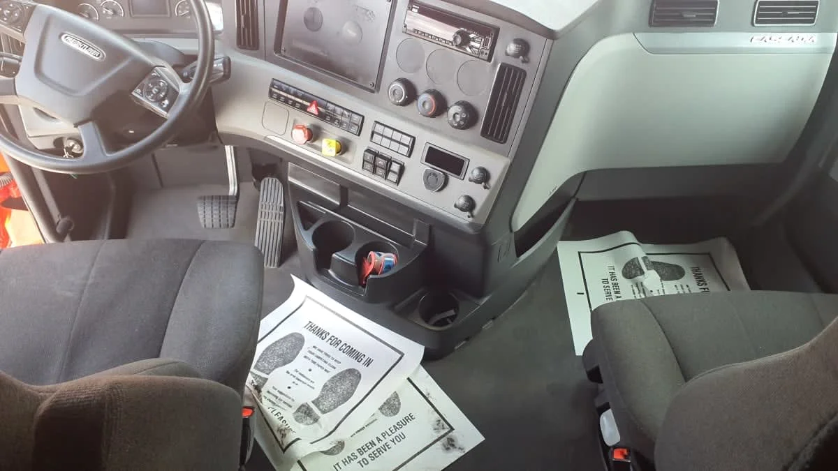 2021 Freightliner Cascadia in Birmingham, AL — photo 7