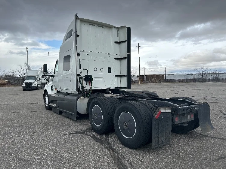 2023 International LT in Billings, MT — photo 5