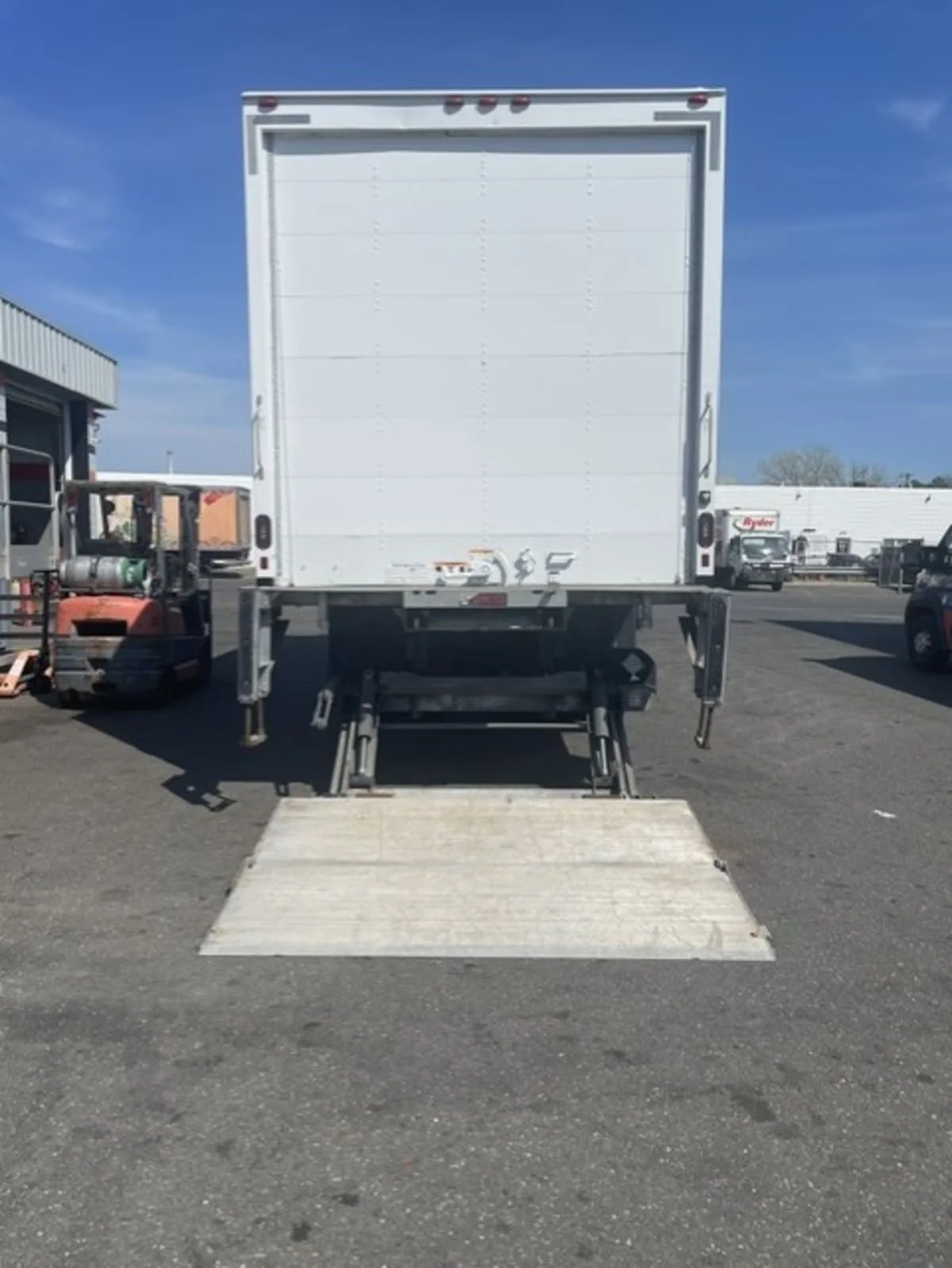 2020 International MV - image 13