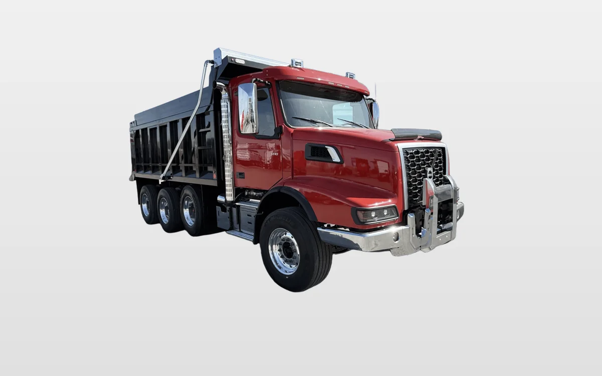 2024 Volvo - image 1