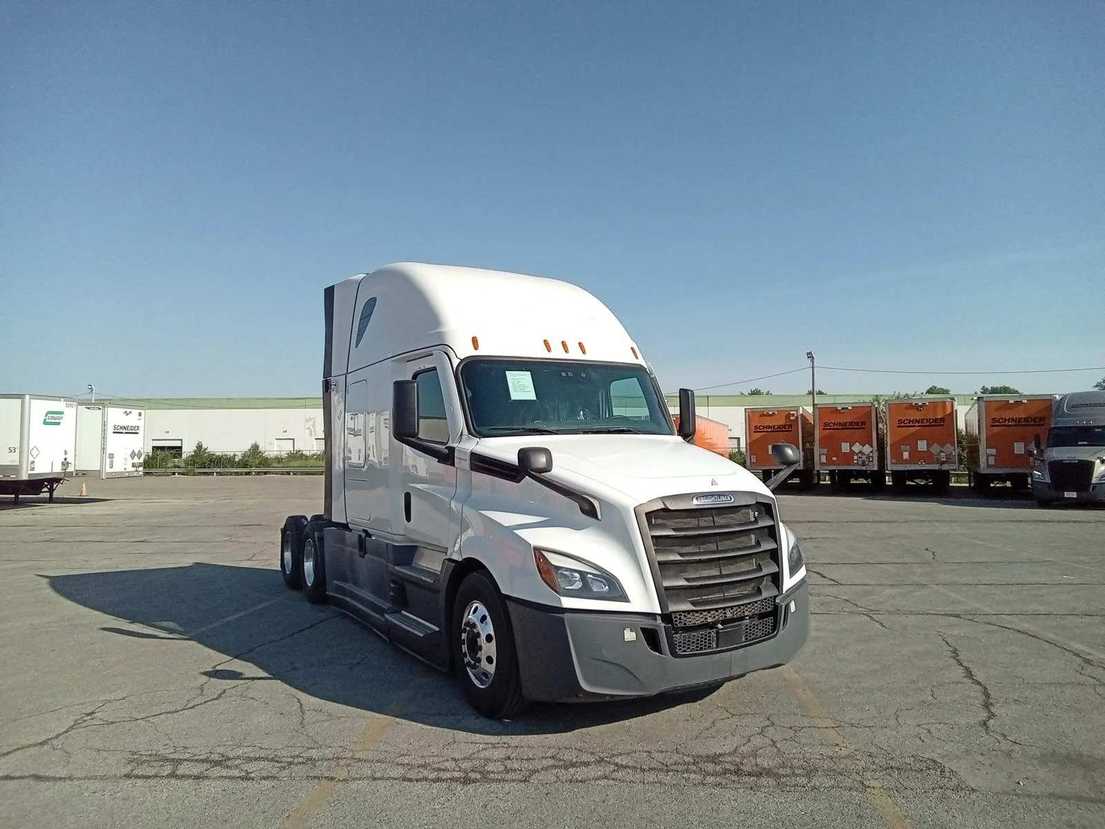 2022 Freightliner Cascadia in Columbus, OH