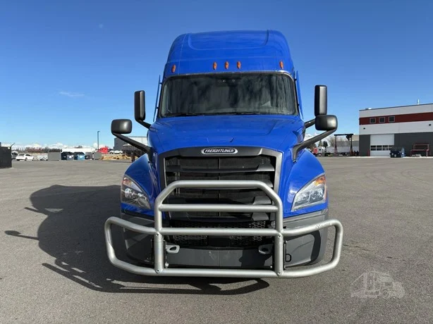 2021 Freightliner Cascadia in Idaho Falls, ID — photo 7