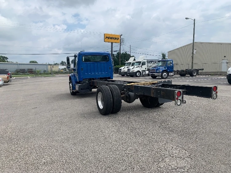 2021 Freightliner eM2 in Nashville (Mount Juliet), TN — photo 6