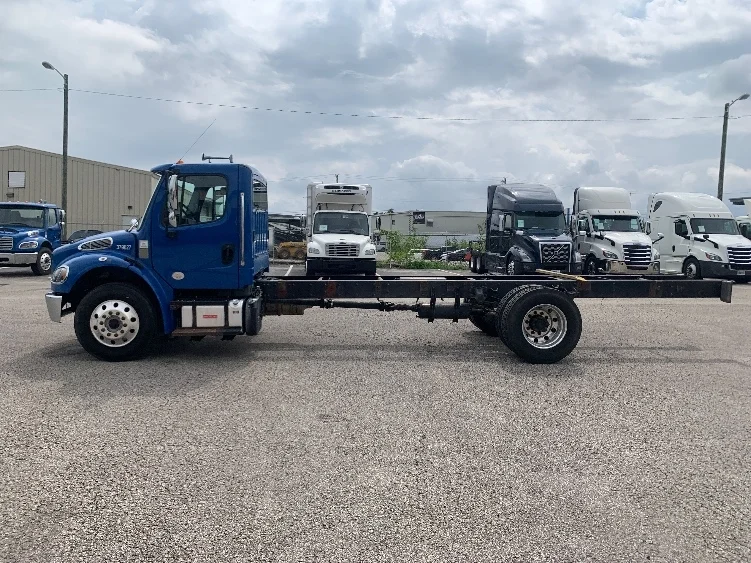 2021 Freightliner eM2 in Nashville (Mount Juliet), TN — photo 4