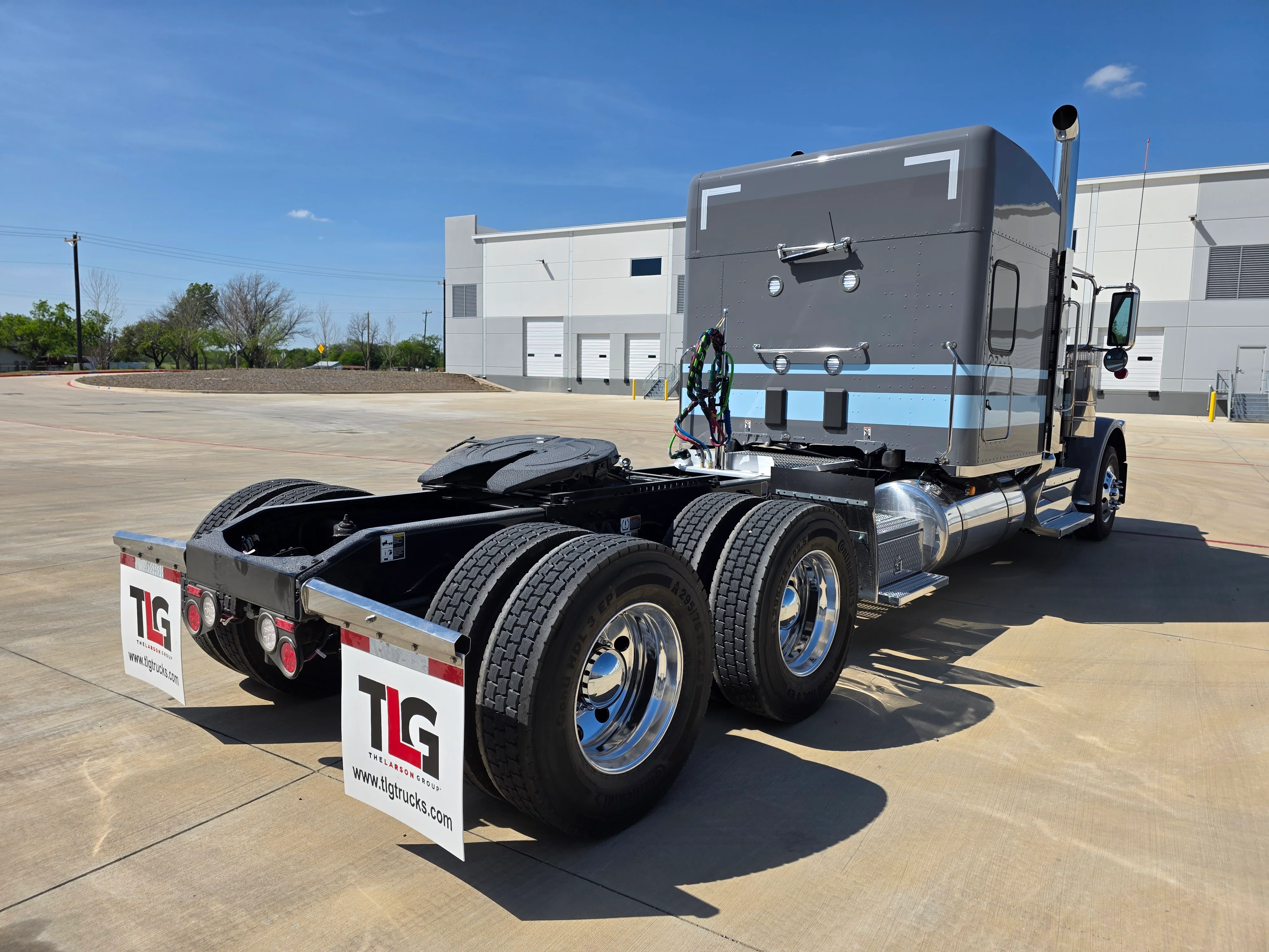 2027 Peterbilt 589 in Charlotte, NC — photo 5
