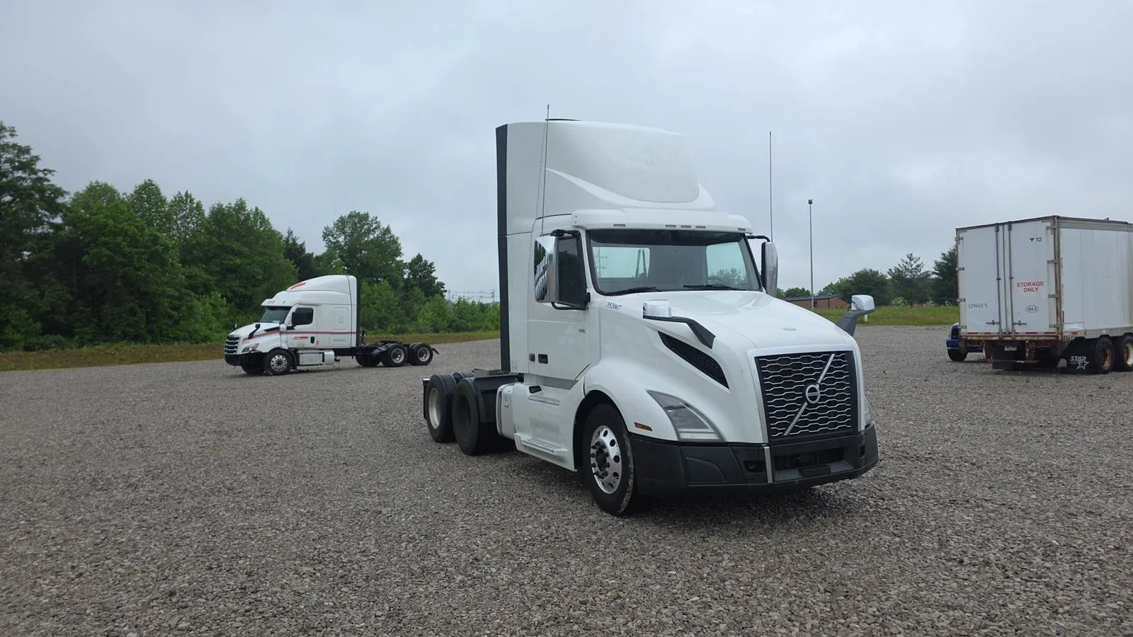 2020 Volvo VNL 300 in London, KY