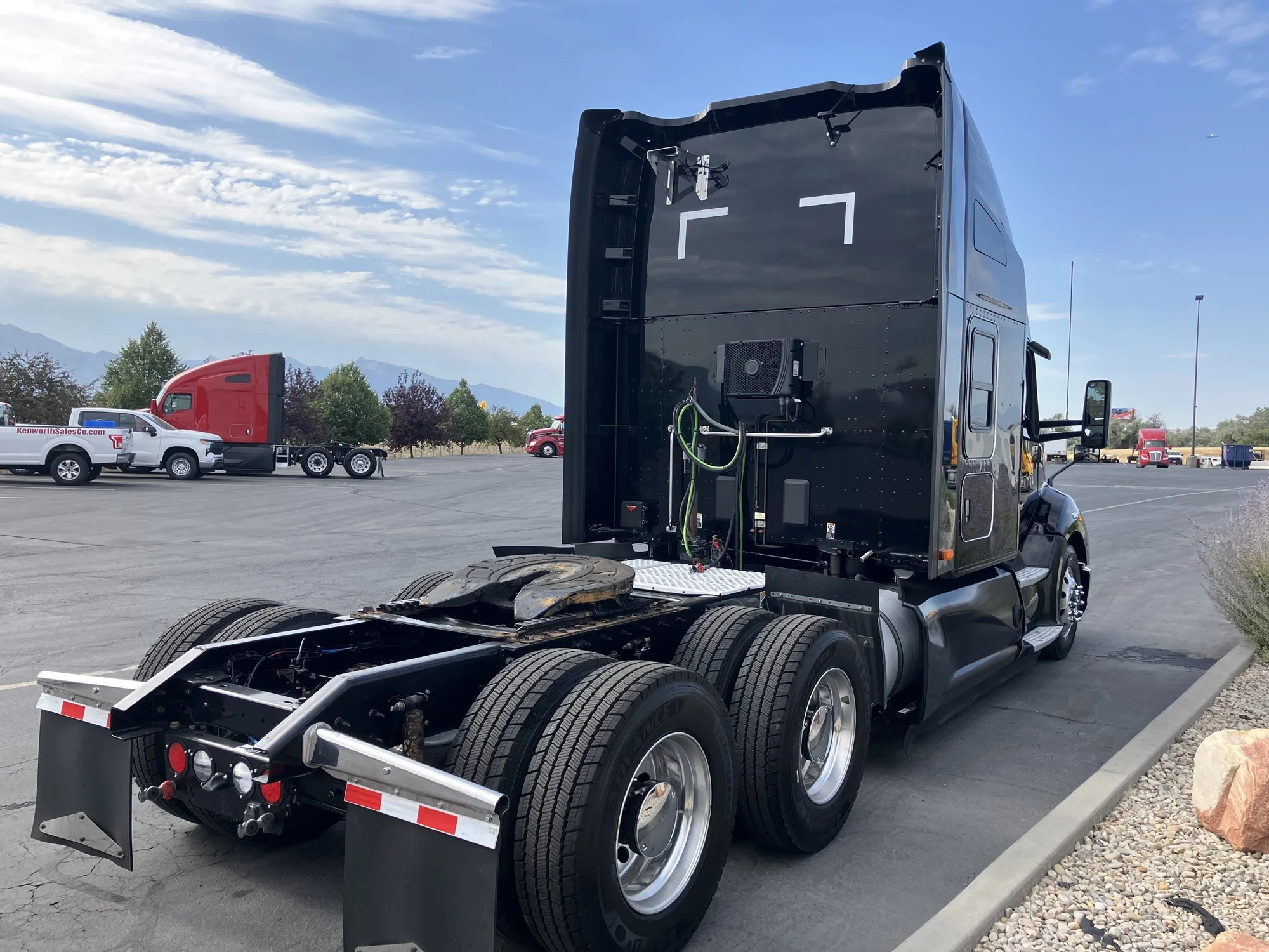 2022 Kenworth T680 in Salt Lake, UT — photo 5