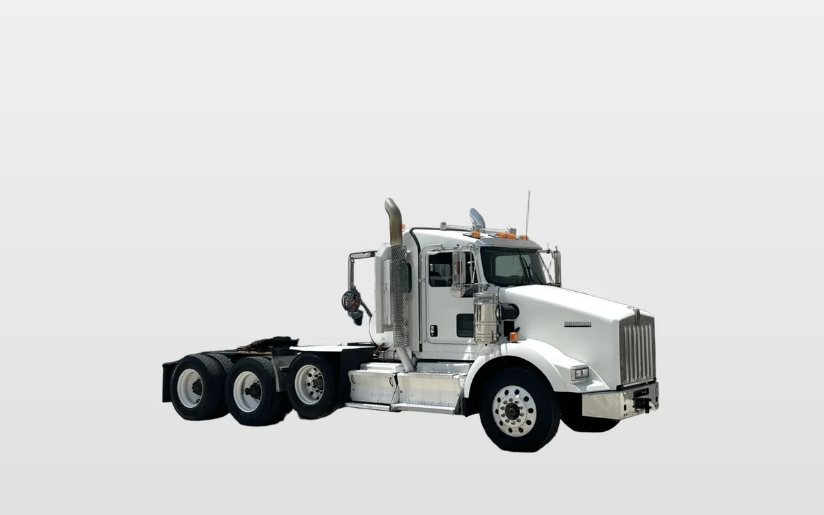 2011 Kenworth T800 - image 1