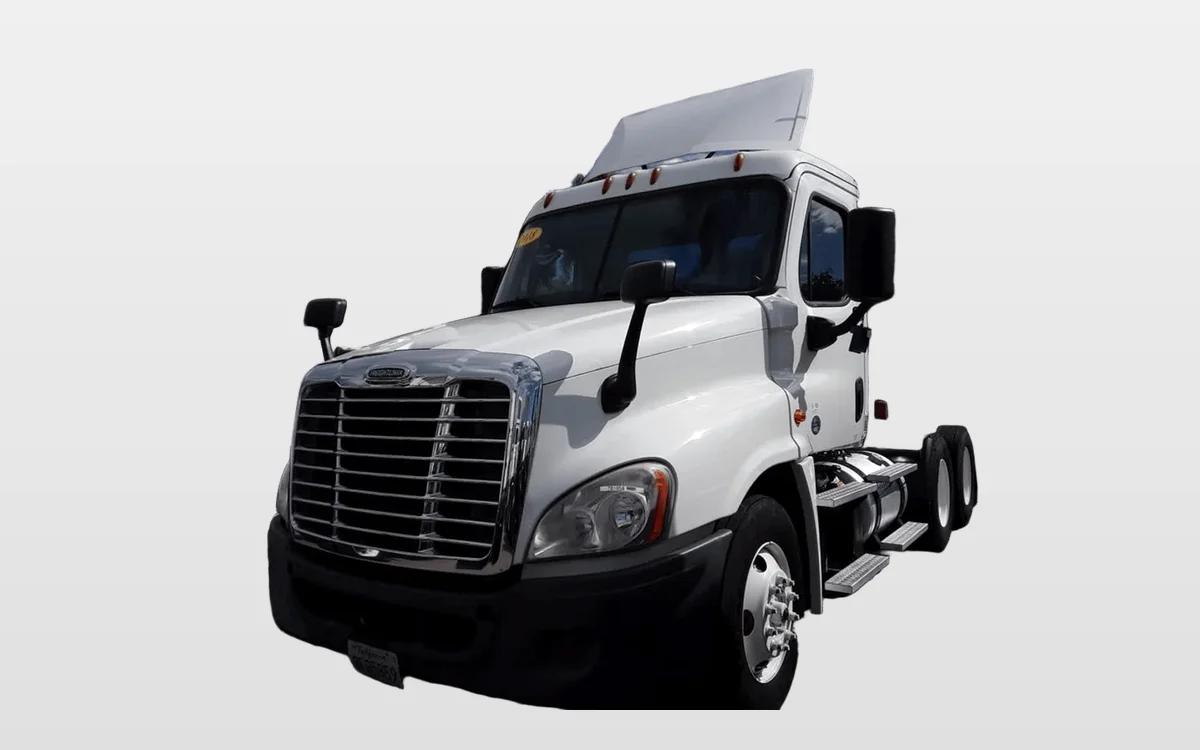 2018 Freightliner Cascadia - image 1